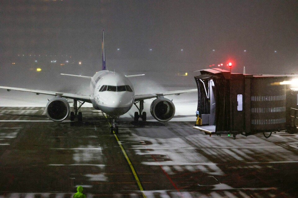 De to terrortiltalte søstrene fra Bærum landet i mars i fjor på Oslo lufthavn – vel ti år etter at de dro til Syria som tenåringer og sluttet seg til Den islamske stat (IS). Nå venter rettssaken mot de to. De to terrortiltalte søstrene fra Bærum landet i mars i fjor på Oslo lufthavn – vel ti år etter at de dro til Syria som tenåringer og sluttet seg til Den islamske stat (IS). Nå venter rettssaken mot de to. Foto: Alf Simensen / NTB