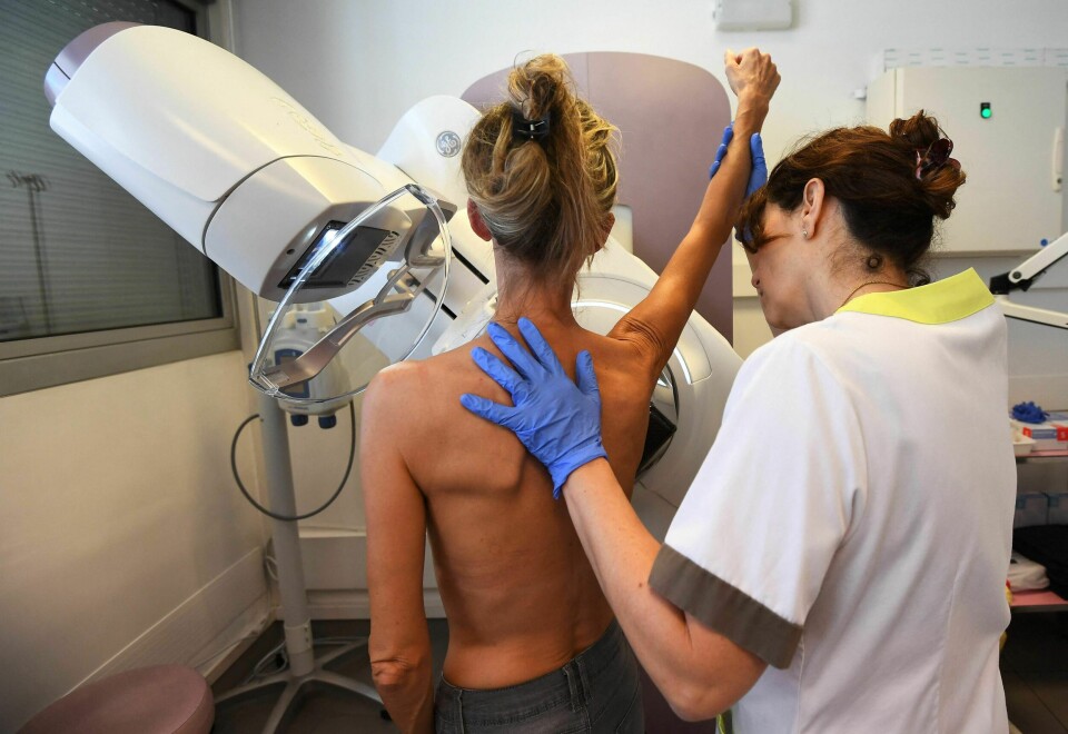 Uten tilstrekkelig bemanning risikerer vi at utvidelsen av Mammografiprogrammet igjen blir satt på vent, noe som kan få alvorlige konsekvenser for kvinnehelsen i Norge. Mammografi, kampen mot kreft, kvinnehelse
