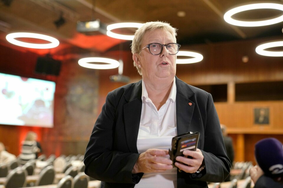 Tiden er inne for politisk enighet om en kraftfull liste med tiltak som kan bidra til å snu flyttestrømmen fra Finnmark og Nord-Troms. Vi vet mer enn nok, nå trenger vi handling, mener Vadsø-ordfører Wenche Pedersen. Her avbildet på Arbeiderpartiets landsstyremøte etter kommunevalget i fjor høst. Ordfører i Vadsø, Wenche Pedersen