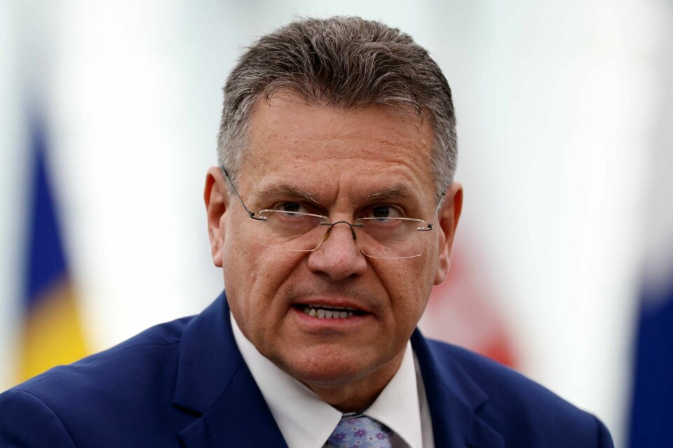 Visepresident i EU-kommisjonen og EØS-general Maros Sefcovic møter Norge til en høydialog om fisk. Visepresident i EU-kommisjonen og EØS-general Maros Sefcovic møter Norge til en høydialog om fisk.