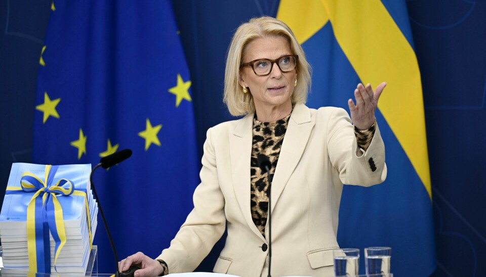 Den svenske finansministeren Elisabeth Svantesson mener Ungarns holdning når det gjelder støtte til Ukraina, er bedrøvelig. Sveriges finansminister Elisabeth Svantesson slår fast at kampen mot inflasjonen er vunnet, og sier at neste mål er å få ned arbeidsløsheten. Foto: Pontus Lundahl / TT via AP / NTB