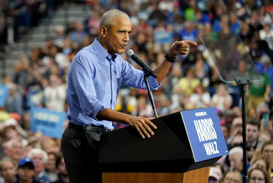 Tidligere president Barack Obama langet ut mot etterfølgeren Donald Trump på et valgmøte torsdag. Han ba unge, svarte menn ikke oppfatte Trumps nedlatenhet overfor andre som styrke. Foto: Matt Freed / AP / NTB Tidligere president Barack Obama langet ut mot etterfølgeren Donald Trump på et valgmøte torsdag. Han ba unge, svarte menn ikke oppfatte Trumps nedlatenhet overfor andre som styrke. Foto: Matt Freed / AP / NTB
