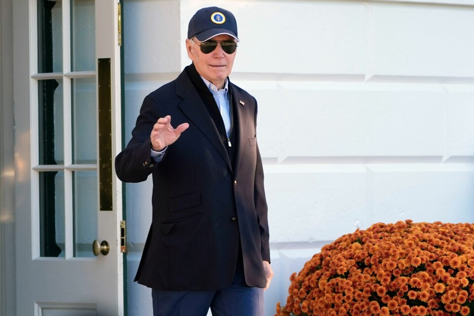 Joe Biden er på vei til Berlin. Underveis ble han orientert om det mulige drapet på Hamas-lederen. Joe Biden er på vei til Berlin. Underveis ble han orientert om det mulige drapet på Hamas-lederen. Foto: Manuel Balce Ceneta / AP / NTB