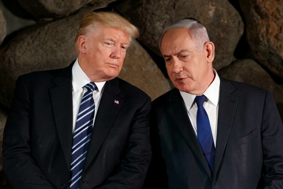 USAs daværende president Donald Trump (t.v.) og Israels president Benjamin Netanyahu i 2017. Trump sier at de to snakker sammen nesten daglig, og at de har et veldig godt forhold. USAs daværende president Donald Trump (t.v.) og Israels president Benjamin Netanyahu i 2017. Trump sier at de to snakker sammen nesten daglig, og at de har et veldig godt forhold. Foto: Evan Vucci / AP / NTB