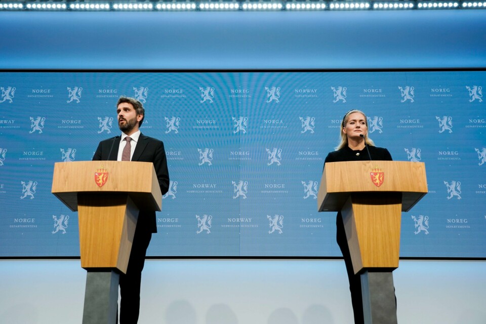 Helse- og omsorgsminister Jan Christian Vestre og justis- og beredskapsminister Emilie Enger Mehl legger frem regjeringen sin forebygging- og behandlingsreform for rusfeltet. Bildet viser helse- og omsorgsminister Jan Christian Vestre og justis- og beredskapsminister Emilie Enger Mehl som legger fram regjeringens rusreform. Foto: Thomas Fure / NTB
