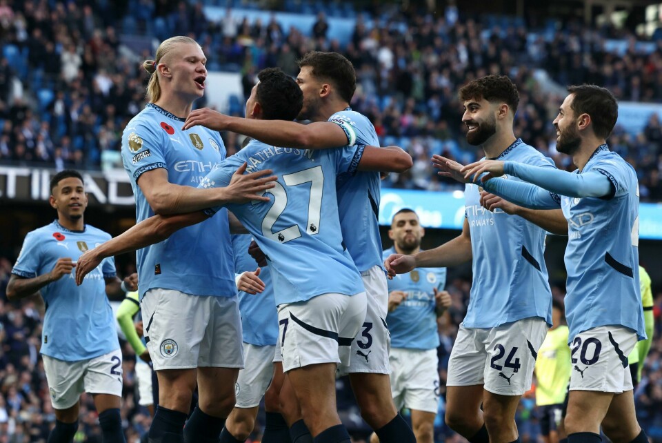 Manchester City-spillerne feirer Haalands 1-0-scoring. Manchester City-spillerne feirer Haalands 1-0-scoring. Foto: Darren Staples / AP / NTB