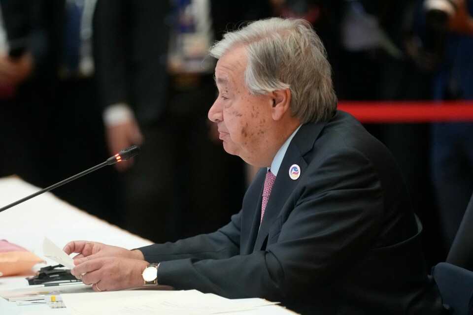 FNs generalsekretær António Guterres ber om stans i de militære aksjonene i Midtøsten. Her er FN-sjefen på et møte i Laos tidligere i oktober. FNs generalsekretær António Guterres ber om stans i de militære aksjonene i Midtøsten. Her er FN-sjefen på et møte i Laos tidligere i oktober. Foto: Sakchai Lalit / AP / NTB