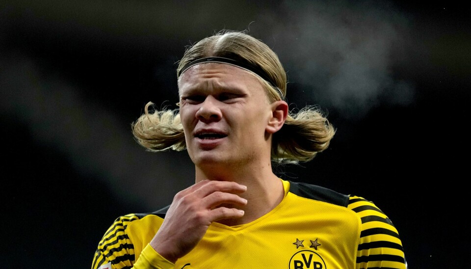 Erling Braut Haaland og Dortmund tapte lørdag. Erling Braut Haaland og Dortmund tapte lørdag. Foto: Michael Probst / AP / NTB