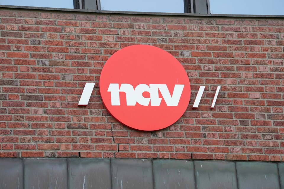 Det er 600 flere arbeidsledige ved utgangen av november sammenlignet med måneden før, viser tall fra Nav. Bildet viser logoen til Nav. Foto: Lise Åserud / NTB