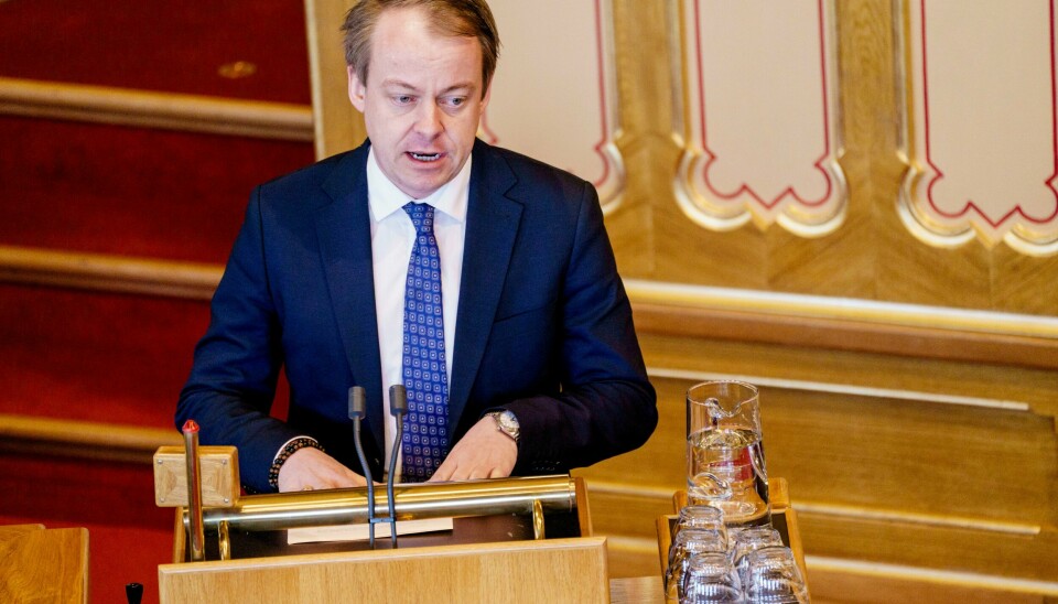 – Vi kan ikke akseptere at personer som unndrar seg militærtjeneste får beskyttelse i Norge, sier Erlend Wiborg (Frp). – Vi må prioritere, og vi mener at Norge skal prioritere ukrainere - som kommer fra vårt nærområde, sier Frps innvandrings- og integreringspolitiske talsperson Erling Wiborg. Foto: Stian Lysberg Solum / NTB