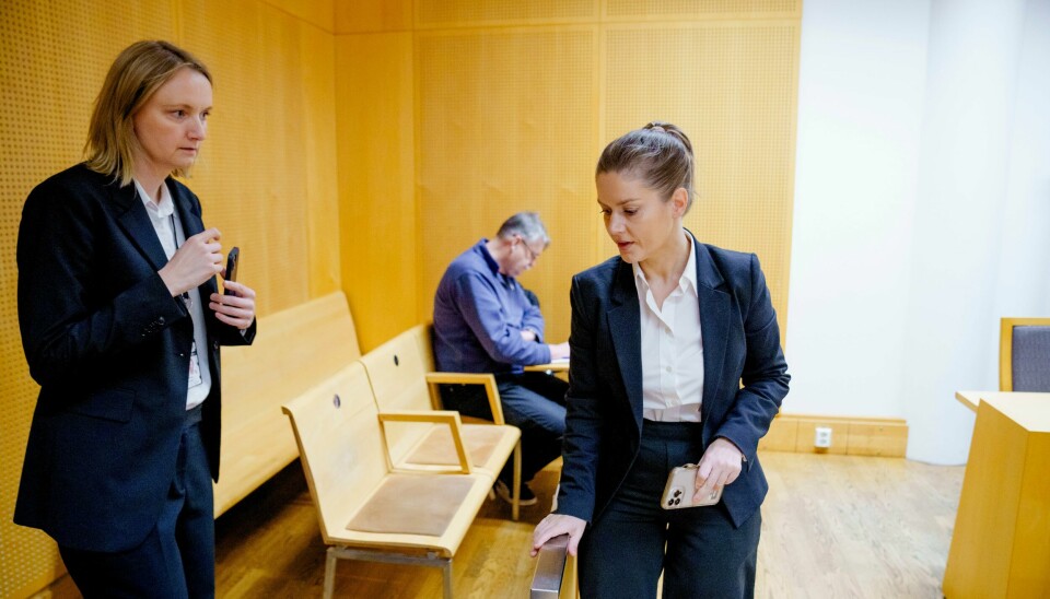 Politiadvokat Ingvild Myrold (t.v.) og advokat Inger Zadig før fengslingsmøtet for terrorsiktede Arfan Bhatti i Oslo tingrett. Politiadvokat Ingvild Myrold (t.v.) og advokat Inger Zadig før fengslingsmøtet for terrorsiktede Arfan Bhatti i Oslo tingrett. Foto: Stian Lysberg Solum / NTB