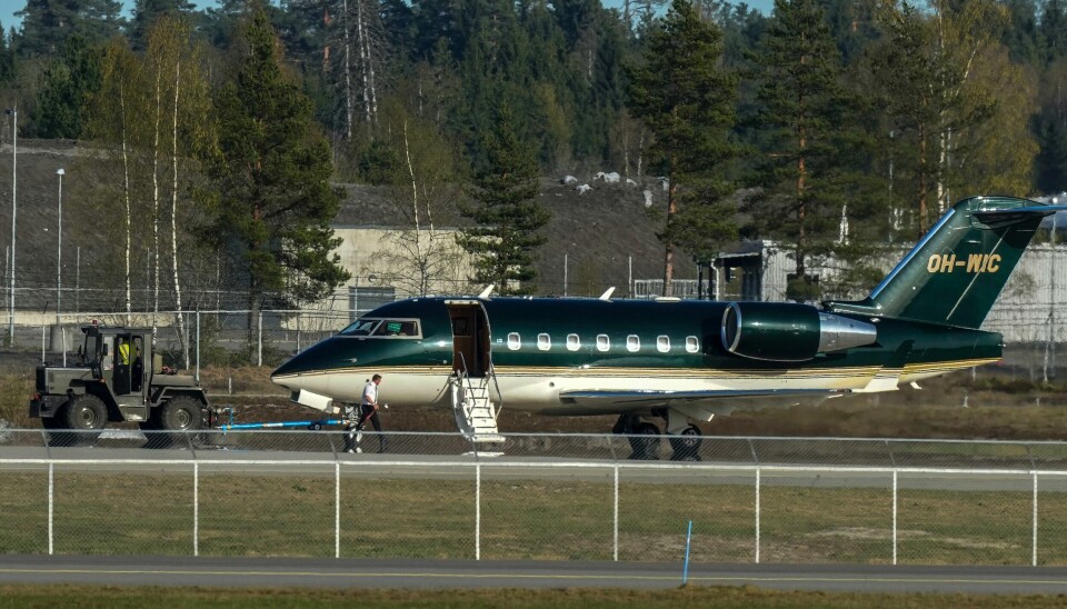 Flyet med terrorsiktede Arfan Bhatti på Gardermoen 3. mai i år etter at han ble utlevert fra Pakistan. Bhatti er siktet for medvirkning til terrorangrepet i Oslo 25. juni 2022. Flyet med terrorsiktede Arfan Bhatti på Gardermoen 3. mai i år etter at han ble utlevert fra Pakistan. Bhatti er siktet for medvirkning til terrorangrepet i Oslo 25. juni 2022. Foto: Cornelius Poppe / NTB