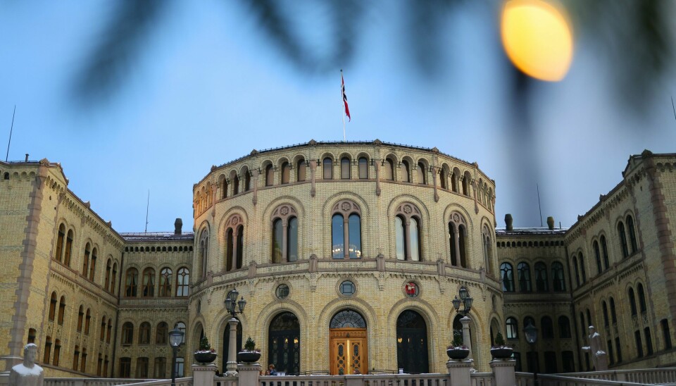 Riksrevisjonen skal undersøke om stortingsrepresentanter har mottatt økonomiske goder de ikke har krav på. Foto: Ørn E. Borgen / NTB