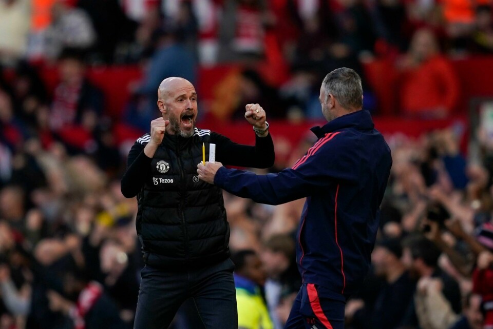 Erik ten Hag takker Manchester United-tilhengerne for støtten i hans tid som klubbens manager. Han takker også staben, men nevner ikke spillerne eller klubbledelsen. Erik ten Hag takker Manchester United-tilhengerne for støtten i hans tid som klubbens manager. Han takker også staben, men nevner ikke spillerne eller klubbledelsen. Foto: Dave Thompson, AP / NTB
