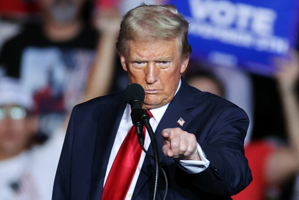 Ekspresident og Republikanernes presidentkandidat Donald Trump under et valgmøte i Henderson i Nevada torsdag. Republican presidential nominee and former U.S. President Donald Trump gestures during a rally, in Henderson, Nevada, U.S. October 31, 2024. REUTERS/Mike Blake