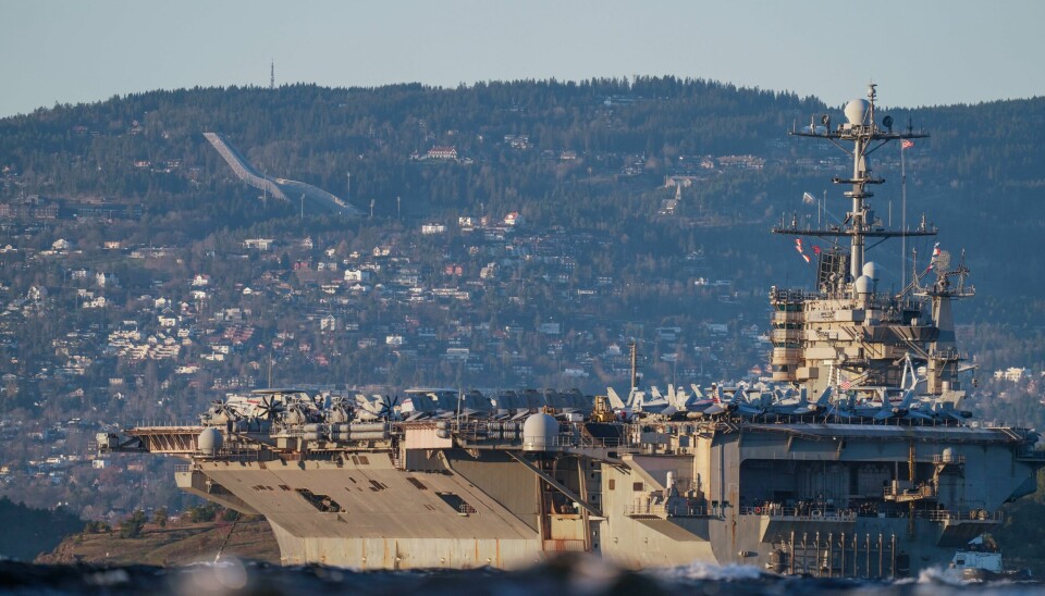 Det amerikanske hangarskipet USS Harry S. Truman ankret opp i Bunnefjorden i Indre Oslofjord fredag. Foto: Thomas Fure / NTB