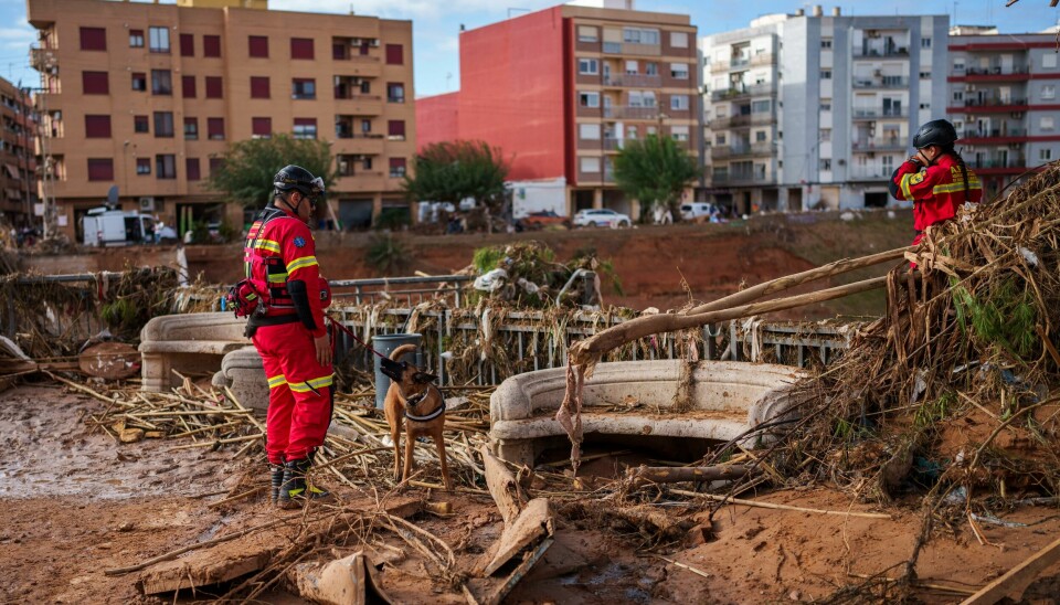 Redningsarbeidere i et av de flomrammede områdene i Valencia. Redningsarbeidere i et av de flomrammede områdene i Valencia. Foto: Manu Fernandez / AP / NTB