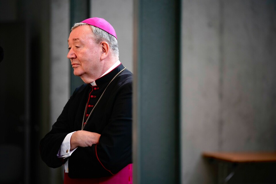 Pave Frans har utnevnt en etterfølger til biskop Bernt Eidsvig (bildet). Biskop Bernt Eidsvig gjeninnfører praksis om at man kun skal motta nattverd i hånden. Foto: Ole Martin Wold / NTB