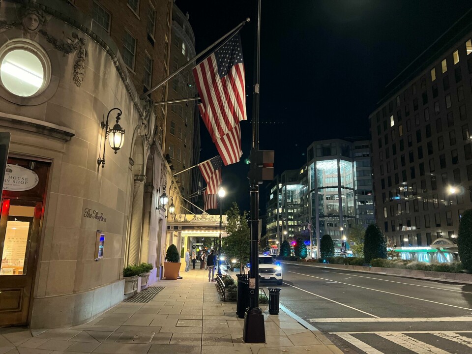 På The Mayflower Hotel i Washington DC skulle Demokratene feire seieren. Det er stille der nå. På The Mayflower Hotel i Washington DC skulle Demokratene feire seieren. Det er stille der nå.