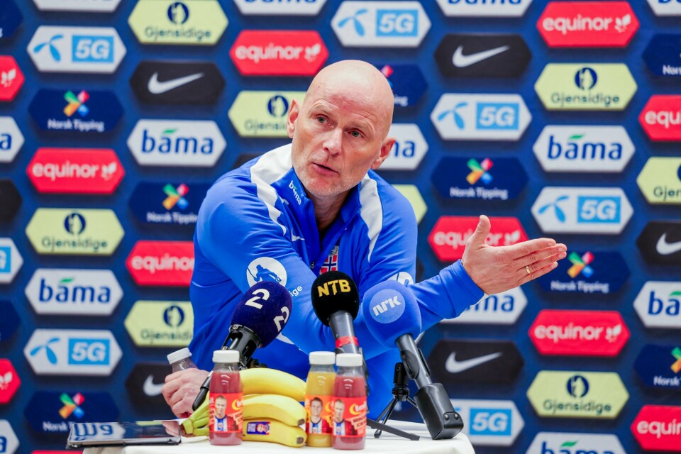 Ståle Solbakken møtte pressen mandag ettermiddag på Storo i Oslo. Ståle Solbakken møtte pressen mandag ettermiddag. Foto: Amanda Pedersen Giske / NTB