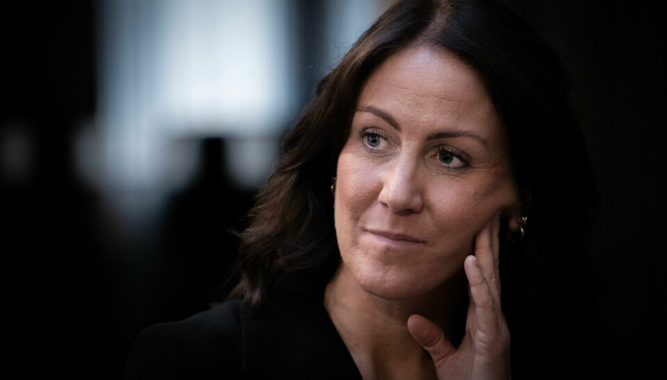 Arbeids- og inkluderingsminister og Ap-nestleder Tonje Brenna (Ap) sier at det kan bli aktuelt for Norge å delta på et felles europeisk samarbeid med behandling av asylankomster i tredjeland. Ap-nestleder Tonje Brenna vil fjerne dagens ulempe ved permisjonsordningen for kvinner som føder før og etter termin.Foto: Ole Berg-Rusten / NTB