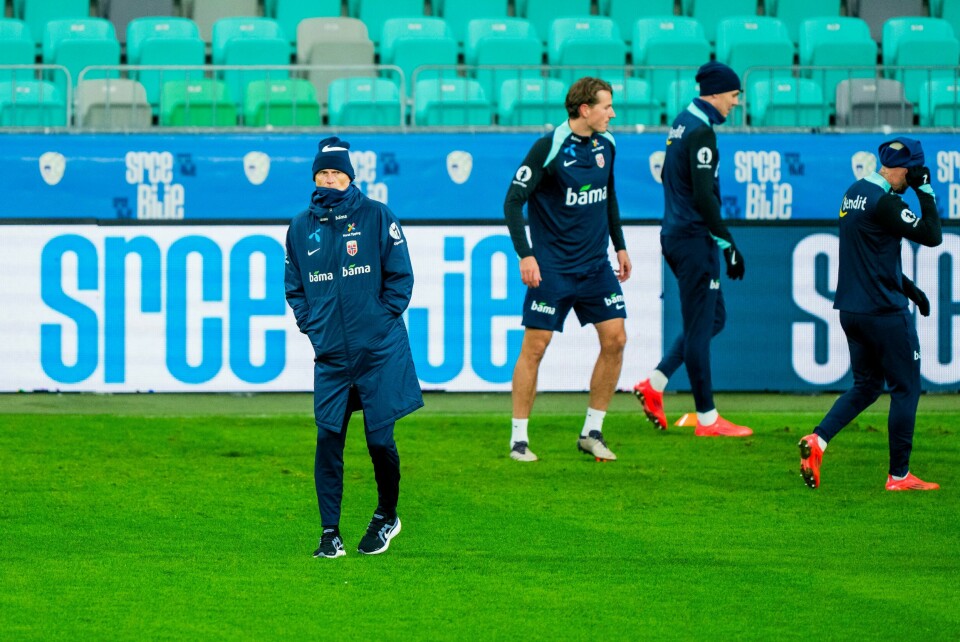 Banedekket på stadion i Ljubljana blir nok en utfordring for det skaderammede norske landslaget Banedekket på stadion i Ljubljana blir nok en utfordring for det skaderammede norske landslaget