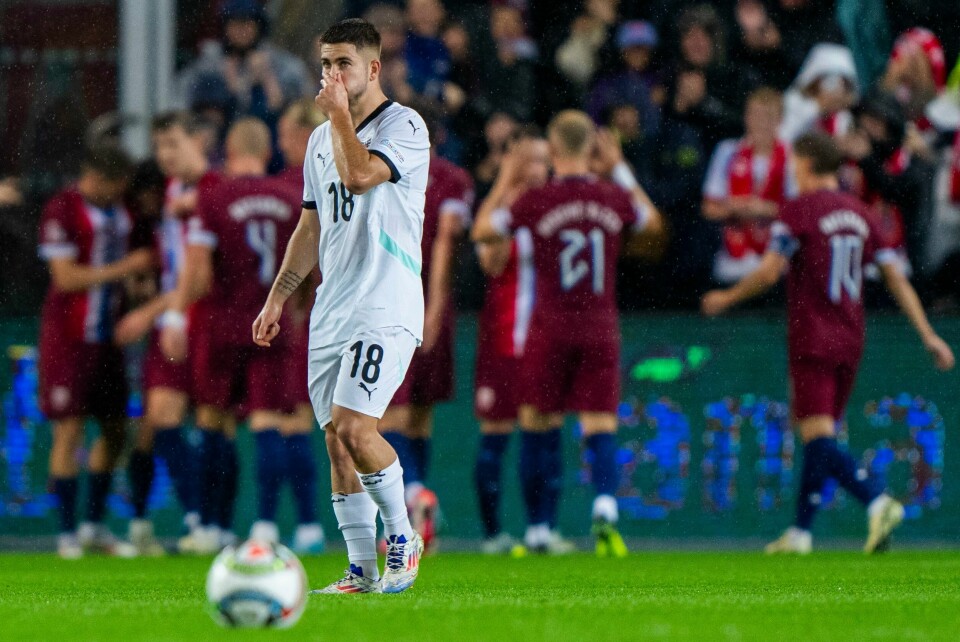 Romano Schmid scoret for Østerrike mot Slovenia, men det var ikke nok for å ta gruppeseieren foran Norge. Romano Schmid scoret for Østerrike mot Slovenia, men det var ikke nok for å ta gruppeseieren foran Norge. Foto: Fredrik Varfjell / NTB