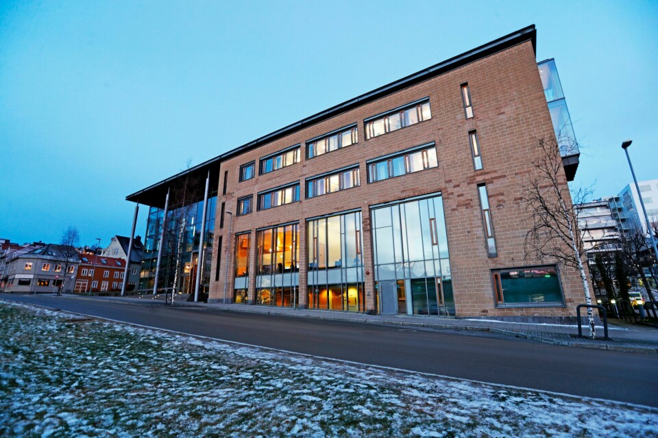Dommen ble avsagt i Nord-Troms og Senja Tingrett. En mann er i Nord-Troms og Senja tingrett dømt til fengsel i 8,5 år for en rekke seksuelle overgrep mot barn. Foto: Rune Stoltz Bertinussen / NTB