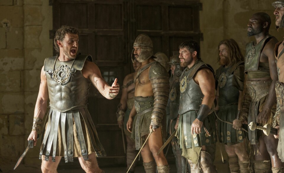 Det går blodig for seg også i andre runde «Gladiator», der Paul Mescal rykker inn i helterollen etter forgjengeren Russell Crowe. Foto: Aidan Monaghan/Paramount Pictures/AP/NTB Det går blodig for seg også i andre runde «Gladiator», der Paul Mescal rykker inn i helterollen etter forgjengeren Russell Crowe. Foto: Aidan Monaghan/Paramount Pictures/AP/NTB