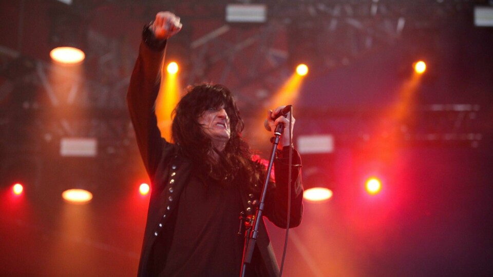 Bjørn Müller i Backstreet Girls er død. Her er han på Tons of Rock-festivalen. Tons of Rock