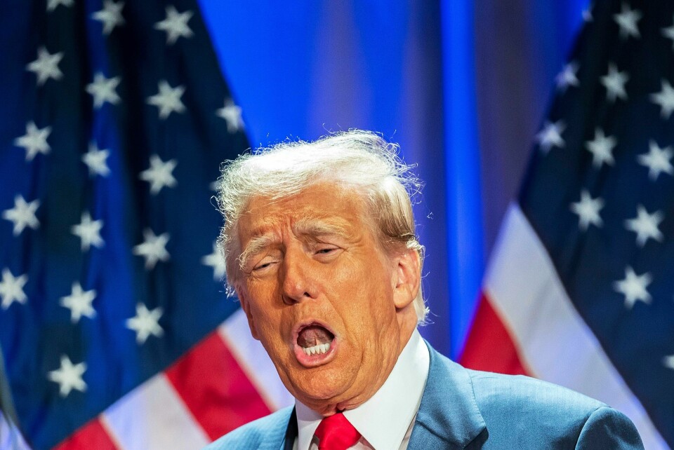 Det er relevant å undre seg over hvordan Trumps mange løgner og konspirasjonsteorier kunne prelle av på store velgergrupper. Ikke minst blant hvite arbeidere uten collegegrad, skriver Anders Breidlid. Donald Trump, USAs neste president.