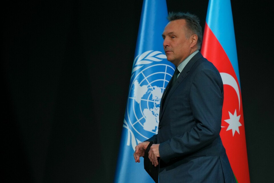 Fungerende klimaminister Tore O. Sandvik etter å ha holdt Norges innlegg på et plenumsmøte på klimatoppmøtet i Baku tidligere i uken. Fungerende klimaminister Tore O. Sandvik etter å ha holdt Norges innlegg på et plenumsmøte på klimatoppmøtet i Baku tidligere i uken. Foto: Peter Dejong / AP / NTB