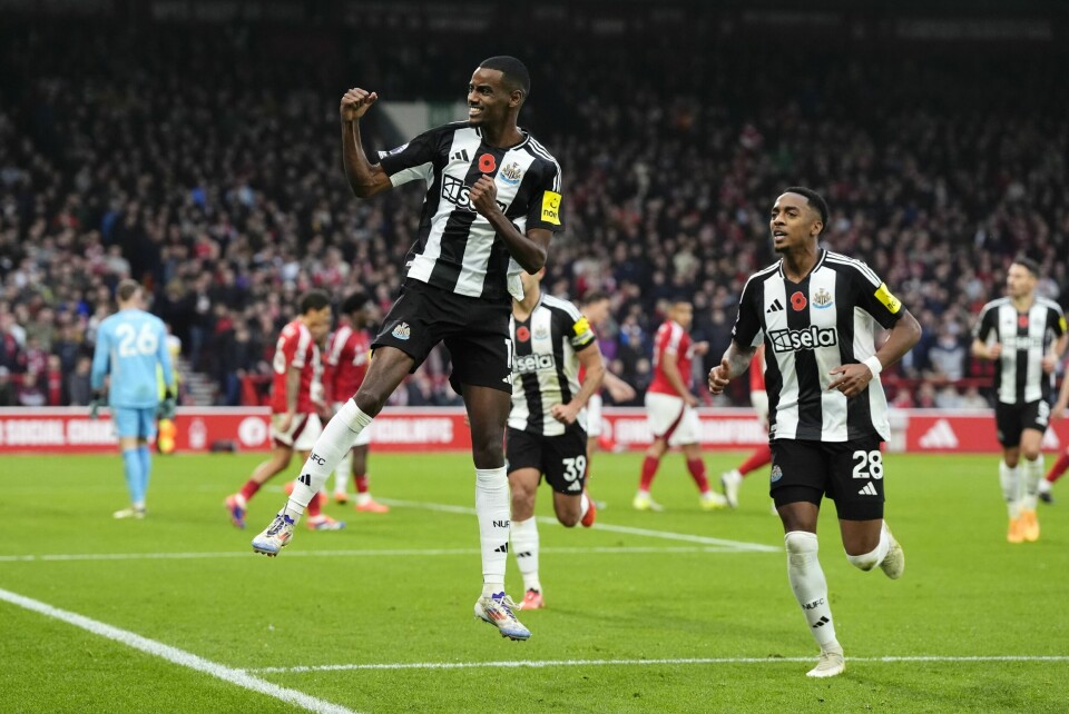 Newcastle og Sveriges Alexander Isak ligger seks poeng foran mandagens motstander. Newcastle og Sveriges Alexander Isak ligger seks poeng foran mandagens motstander.