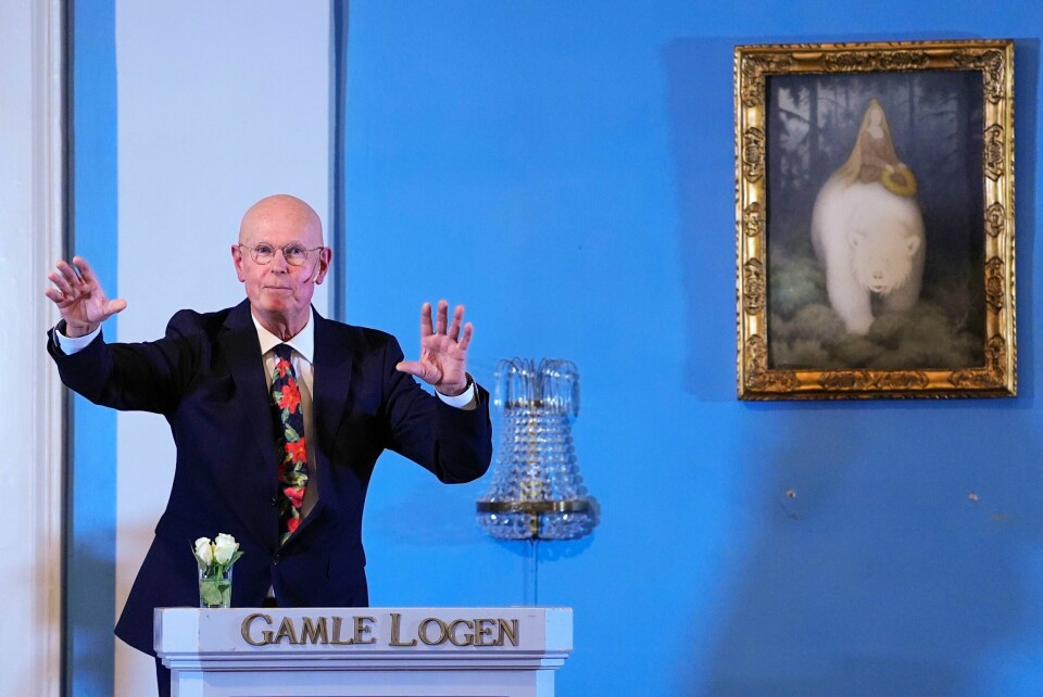 Det er kunstekspert Hans Richard Elgheim i Grev Wedels plass Auksjoner som svingte hammeren på onsdagens auksjon, som finner sted i Gamle Logen i Oslo. Det er kunstekspert Hans Richard Elgheim i Grev Wedels plass Auksjoner som svingte hammeren på onsdagens auksjon, som finner sted i Gamle Logen i Oslo. Foto: Lise Åserud / NTB