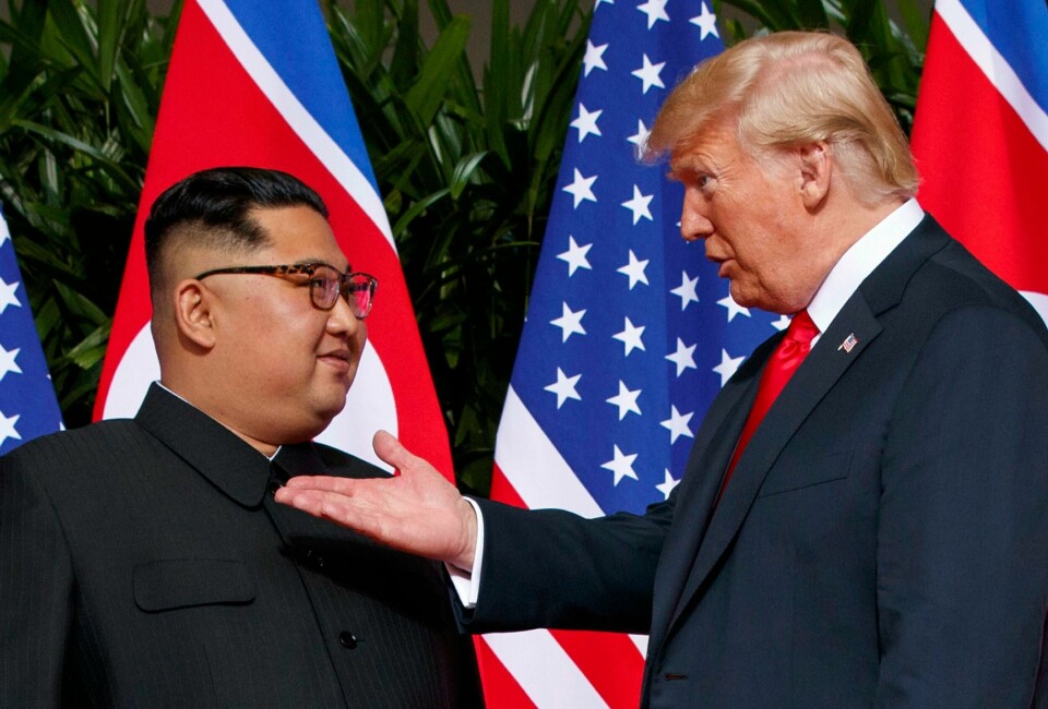 USAs president Donald Trump, til høyre, under et møte med Nord-Koreas leder Kim Jong-un i Singapore i 2018. USAs president Donald Trump, til høyre, under et møte med Nord-Koreas leder Kim Jong-un i Singapore i 2018. Foto: Evan Vucci / AP / NTB