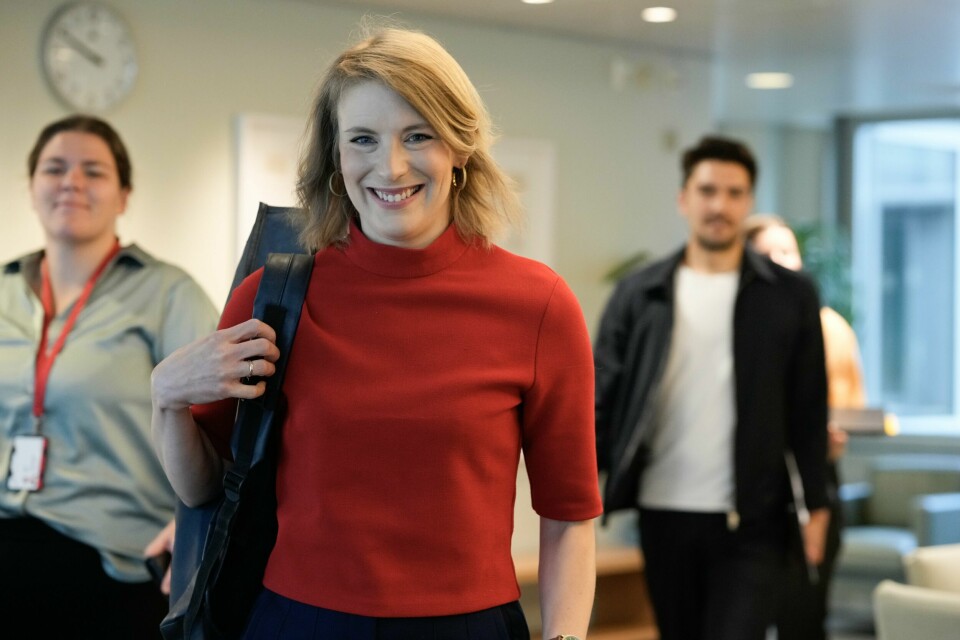 I våres kunngjorde Kari Elisabeth Kaski at hun ikke ønsket gjenvalg til Stortinget. Nå trer hun også ut av finanskomiteen. SVs finanspolitisk talsperson Kari Elisabeth Kaski er sykmeldt. Hun vil derfor ikke lede budsjettforhandlingene med regjeringspartiene som starter neste uke. Foto: Cornelius Poppe / NTB