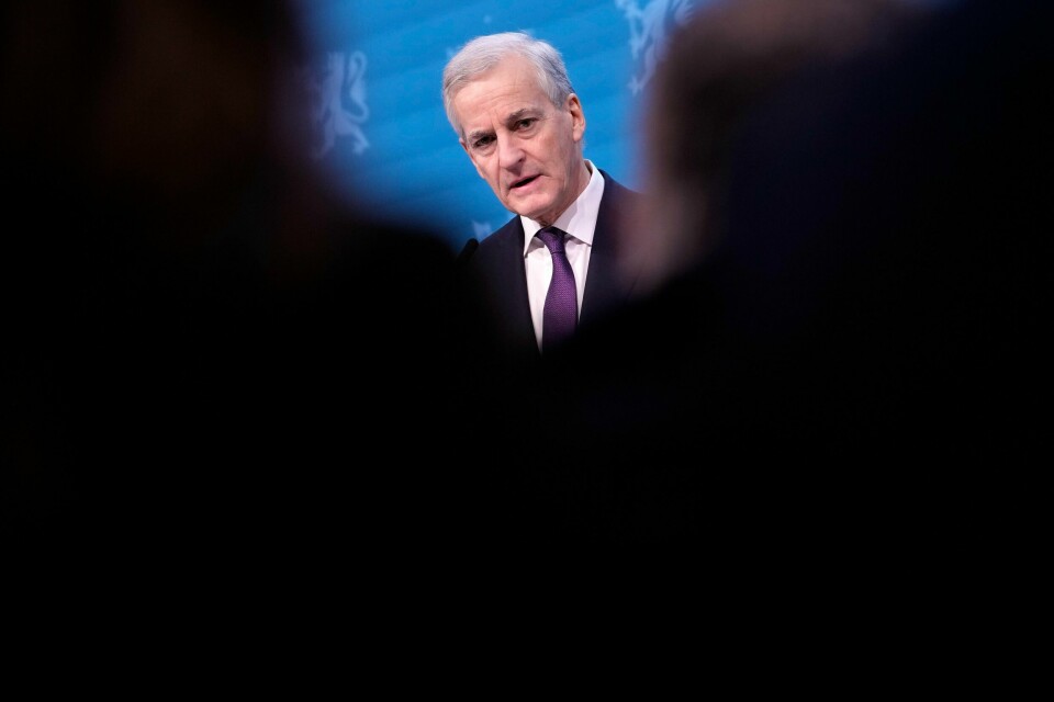 Skal statsminister Jonas Gahr Støre få fyken, må det skje på Arbeiderpartiets landsmøte, mener Dagsavisen. .
