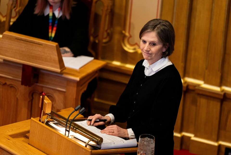 Høyre kaller inn barne- og familieminister Kjersti Toppe (Sp) til interpellasjonsdebatt om overgrep begått mot barn på barnevernsinstitusjon de siste årene. Høyre kaller inn barne- og familieminister Kjersti Toppe (Sp) til interpellasjonsdebatt om overgrep begått mot barn på barnevernsinstitusjon de siste årene. Foto: Thomas Fure / NTB
