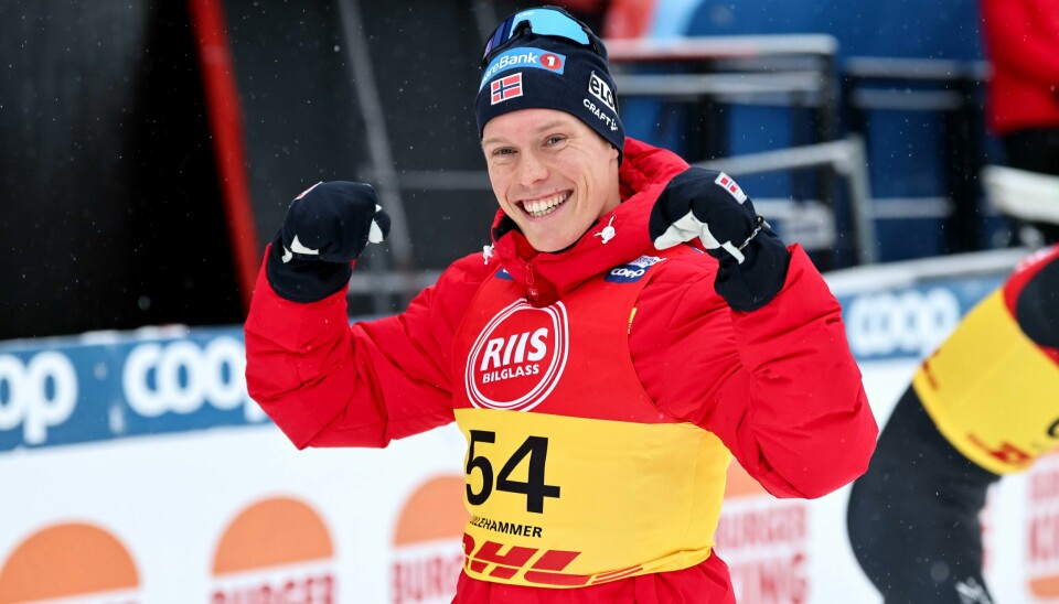 Martin Løwstrøm Nyenget kunne juble for verdenscupseier på hjemmebane i Lillehammer fredag Martin Løwstrøm Nyenget kunne juble for verdenscupseier på hjemmebane i Lillehammer fredag