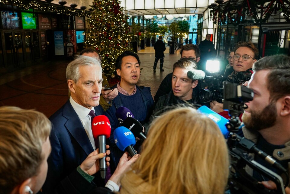 Statsminister Jonas Gahr Støre (Ap) ankommer sentralstyremøte på Youngstorget og møte i samarbeidskomiteen mellom LO og Ap. Statsminister Jonas Gahr Støre (Ap) ankommer sentralstyremøte på Youngstorget og møte i samarbeidskomiteen mellom LO og Ap.