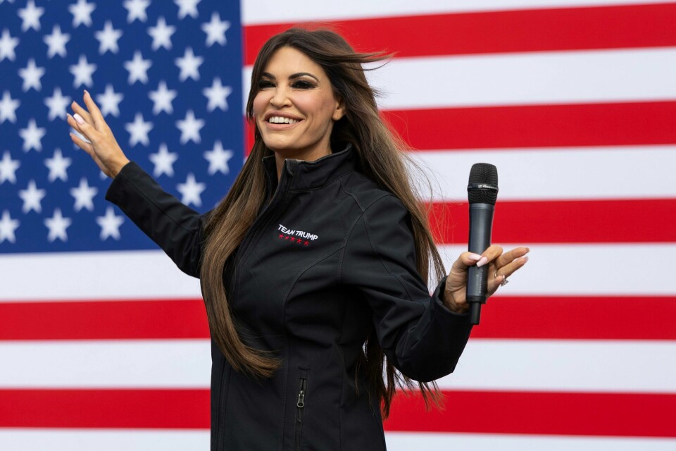 Kimberly Guilfoyle under et valgmøte i Scranton i delstaten Pennsylvania i oktober. Hun er Donald Trumps valg som Hellas-ambassadør. Kimberly Guilfoyle under et valgmøte i Scranton i delstaten Pennsylvania i oktober. Hun er Donald Trumps valg som Hellas-ambassadør. Foto: Christopher Dolan / The Times-Tribune via AP / NTB