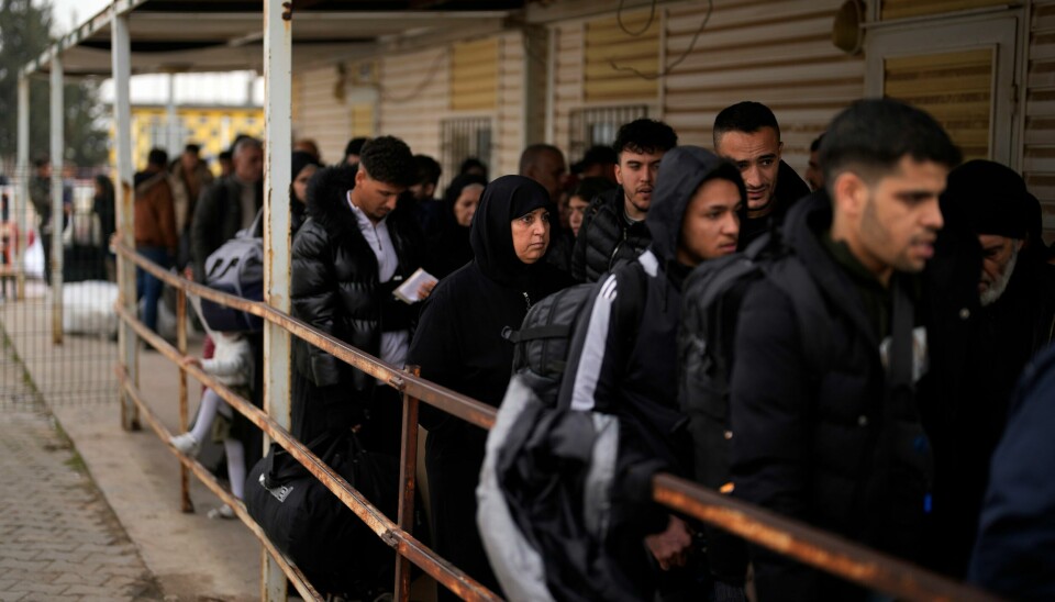 Grenseovergangen mellom Tyrkia og Syria er full av syrere som vil hjem. Men om alle som har bodd snart et tiår i Europa, vil hjem, er et annet spørsmål. Grenseovergangen mellom Tyrkia og Syria er full av syrere som vil hjem. Men om alle som har bodd snart et tiår i Europa, vil hjem, er et annet spørsmål. Foto: AP / NTB