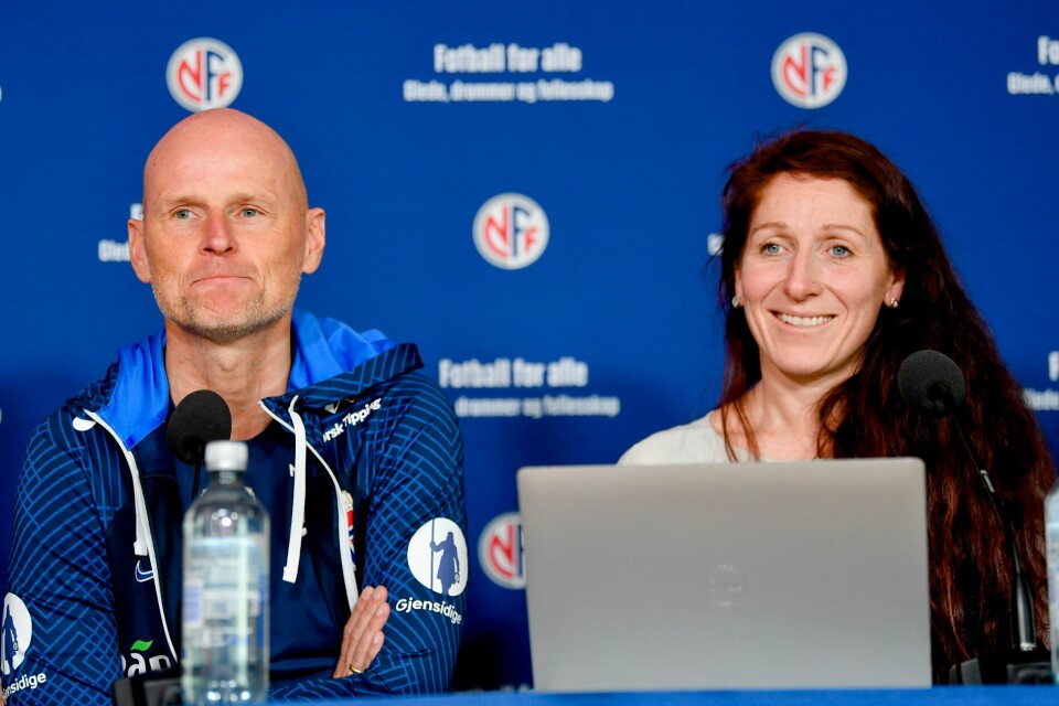 Landslagssjef Ståle Solbakken og fotballpresident Lise Klaverness må forholde seg til at Israel kommer til Ullevaal stadion en gang neste år. Landslagssjef Ståle Solbakken og fotballpresident Lise Klaverness må forholde seg til at Israel kommer til Ullevaal stadion en gang neste år.