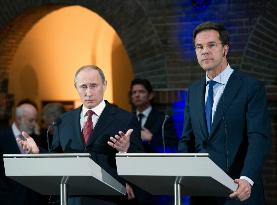 Russlands president Vladimir Putin (t.v.) avbildet med Nederlands daværende statsminister Mark Rutte i Amsterdam i 2013. Rutte er nå Natos generalsekretær. Russlands president Vladimir Putin (t.v.) avbildet med Nederlands daværende statsminister Mark Rutte i Amsterdam i 2013. Rutte er nå Natos generalsekretær.
