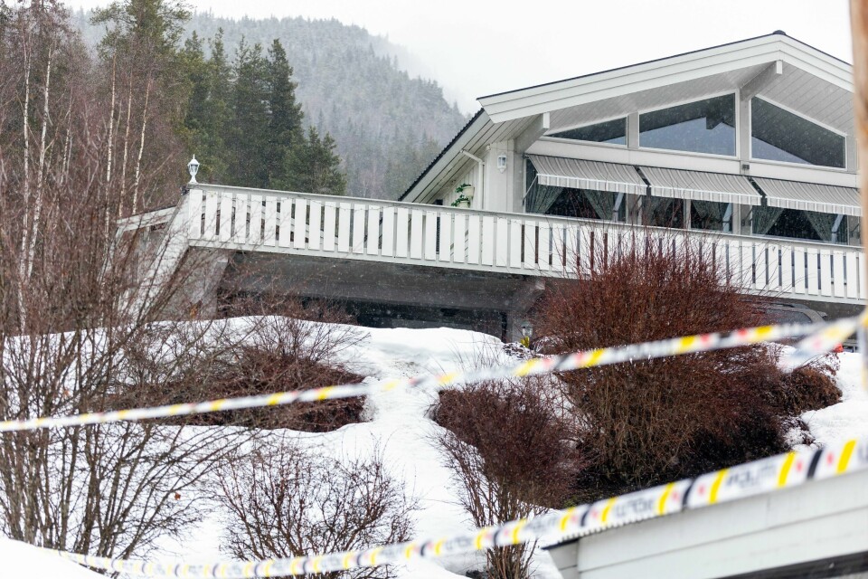 Politiet er ferdig med etterforskningen av drapene på Torpo i Ål. Politiet sier det er en reell mulighet for at man aldri vil finne motivet bak drapene i Torpo. Foto: Frederik Ringnes / NTB