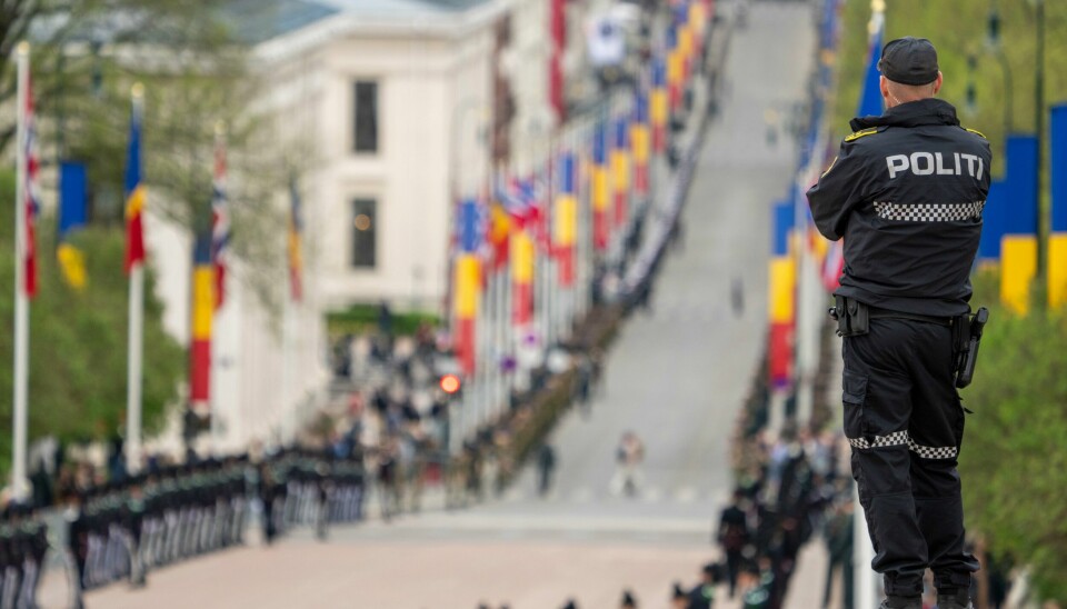 Politiet i Oslo utvidet ordningen med nærpoliti til flere bydeler. Bildet viser politi til stede under velkomstseremonien for den moldovske presidenten Maia Sandu som var på statsbesøk i Norge. Foto: Heiko Junge / NTB