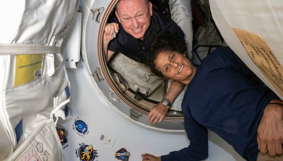 De to Nasa-astronautene Butch Wilmore (t.v.) og Suni Williams ble skutt ut i verdensrommet i juni. Opprinnelig skulle de ha vært på Den internasjonale romstasjonen i åtte dager, men nå ser det ut til at hjemreise blir tidligst i slutten av mars. De to Nasa-astronautene Butch Wilmore (t.v.) og Suni Williams ble skutt ut i verdensrommet i juni. Opprinnelig skulle de ha vært på Den internasjonale romstasjonen i åtte dager, men nå ser det ut til at hjemreise blir tidligst i slutten av mars. Foto: Nasa via AP / NTB