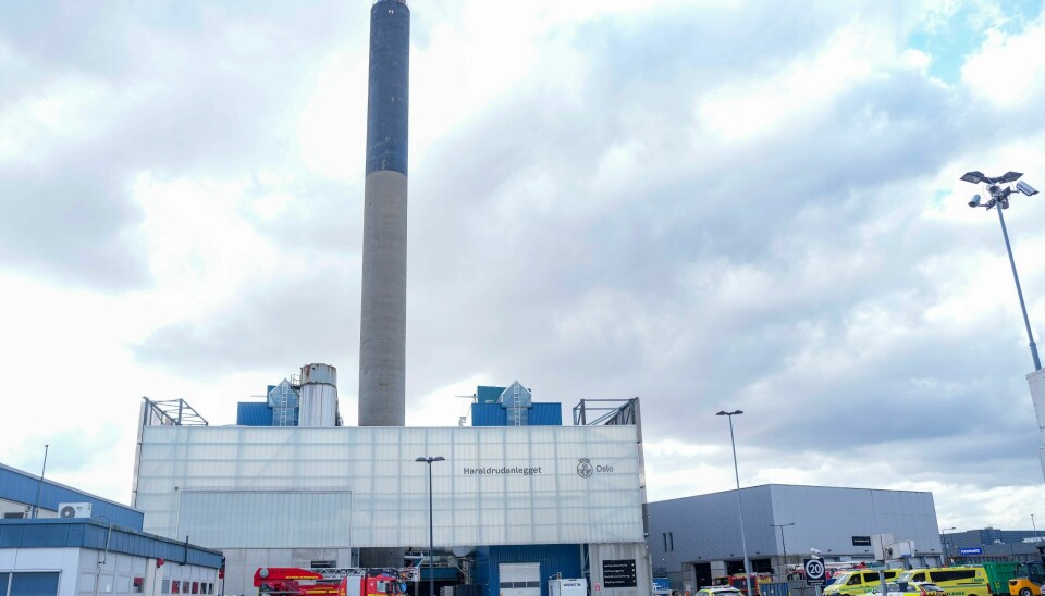 Om lag 190 ganger har lystgassflasker eksplodert ved Haraldrud energigjenvinningsanlegg så langt i år, ifølge Renovasjons- og gjenvinningsetaten i Oslo kommune. Om lag 190 ganger har lystgassflasker eksplodert ved Haraldrud energigjenvinningsanlegg så langt i år, ifølge Renovasjons- og gjenvinningsetaten i Oslo kommune.