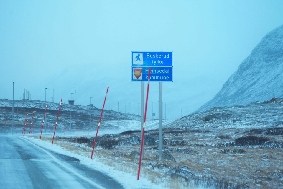 Hemsedalsfjellet er blant veiene som er åpnet etter siste dagers uvær. Dette bildet er fra uvær tidligere i vinter. Vestland 20241101. Hemsedalsfjellet med Hemsedal kommune og Buskerud fylke.Foto: Terje Pedersen / NTB