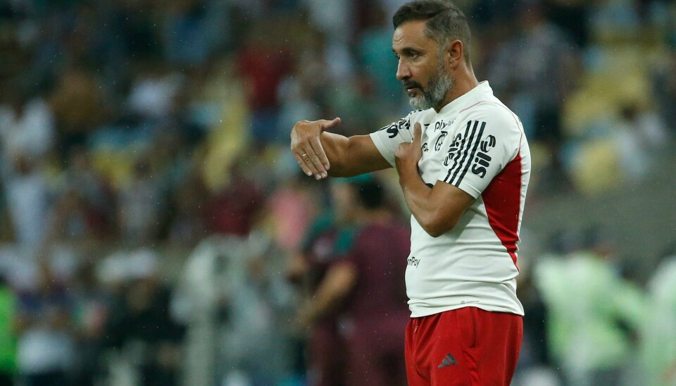 Vitor Pereira blir ny manager i Wolverhampton. Her som Flamengo-trener i 2023. Vitor Pereira blir ny manager i Wolverhampton. Her som Flamengo-trener i 2023. Foto: Bruna Prado / AP / NTB